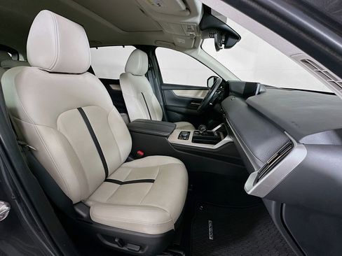 Used 2024 MAZDA CX-90 Plug-In Hybrid w/ Preferred image 33