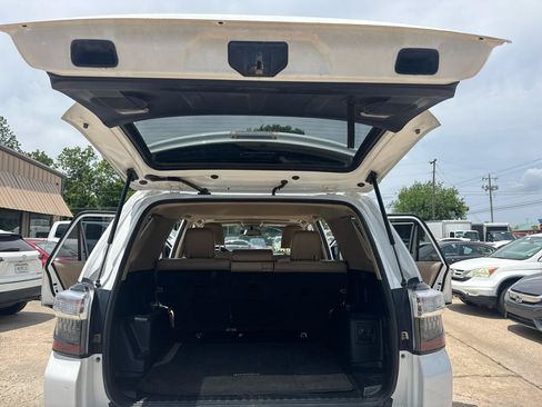 Used 2015 Toyota 4Runner SR5 Premium AWD/4WD image 27