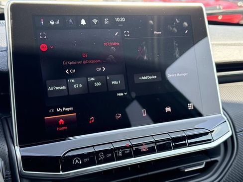 New 2026 Jeep Compass Latitude image 11