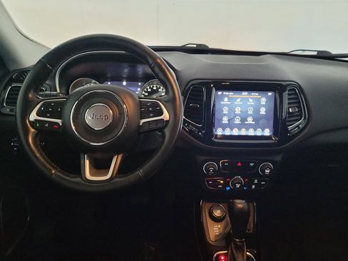 Used 2017 Jeep Compass Limited AWD/4WD image 22