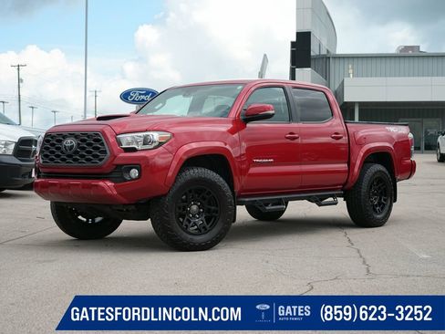 Used 2020 Toyota Tacoma TRD Sport w/ Technology Package AWD/4WD image 1