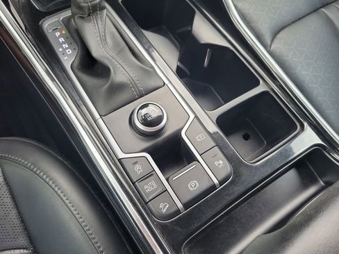 Certified 2022 Kia Sorento SX FWD image 28