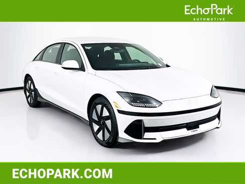 Used 2024 Hyundai Ioniq 6 SE RWD image 1