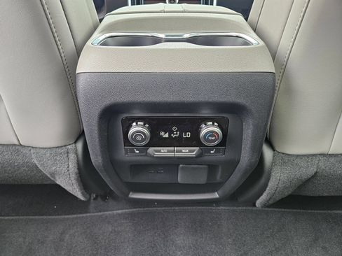 New 2026 GMC Acadia Elevation w/ Elevation Premium Package FWD image 26