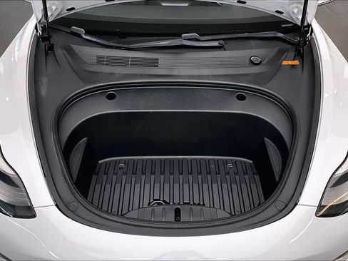 Used 2020 Tesla Model 3 Standard Range Plus RWD image 28