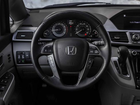 Used 2017 Honda Odyssey Touring image 26
