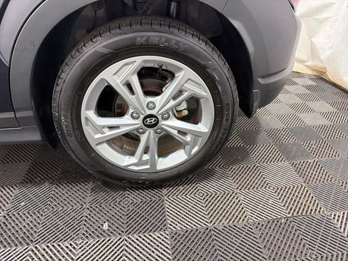 Used 2023 Hyundai Kona SEL FWD image 32