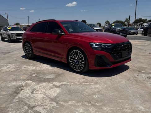 Used 2025 Audi SQ8 Prestige AWD/4WD image 3