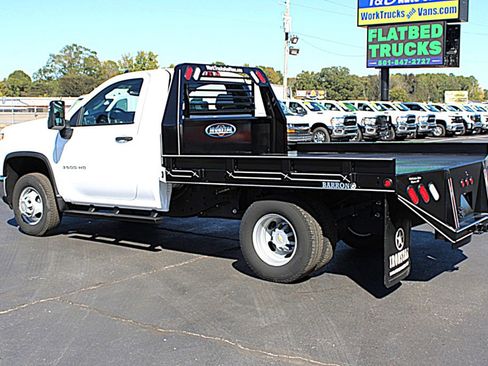 Used 2024 Chevrolet Silverado 3500 W/T w/ Snow Plow Prep Package image 4