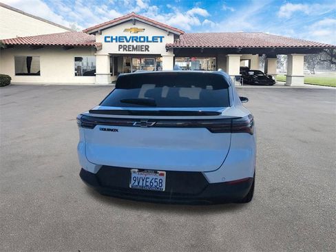 New 2026 Chevrolet Equinox EV LT w/ LPO, Blackout Package image 7