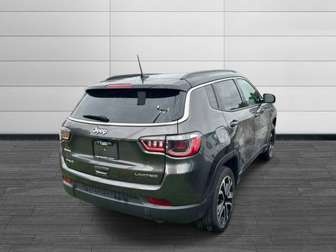 Used 2022 Jeep Compass Limited w/ Sun and Sound Group AWD/4WD image 2