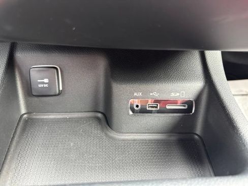Used 2016 Dodge Durango R/T w/ Technology Group AWD/4WD image 30