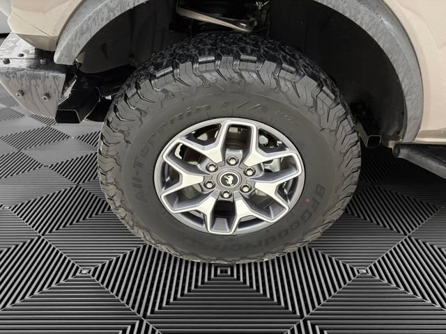 Used 2025 Ford Bronco Badlands AWD/4WD image 9