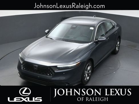 Used 2023 Honda Accord EX-L image 25