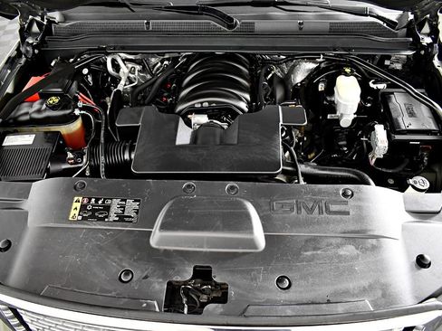 Used 2017 GMC Yukon XL Denali w/ Open Road Package image 50