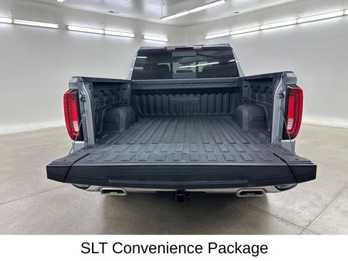 Used 2025 GMC Sierra 1500 SLT w/ SLT Premium Plus Package AWD/4WD image 18