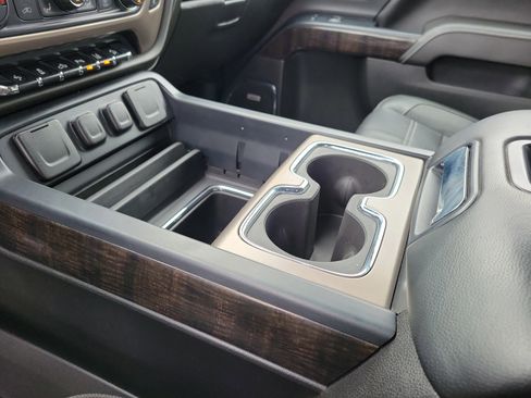 Used 2015 GMC Sierra 1500 Denali w/ Driver Alert Package image 29