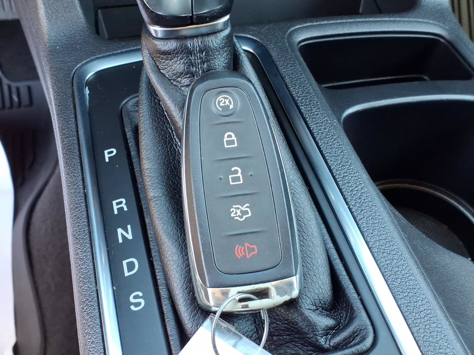 Used 2019 Ford Escape Titanium AWD/4WD image 24
