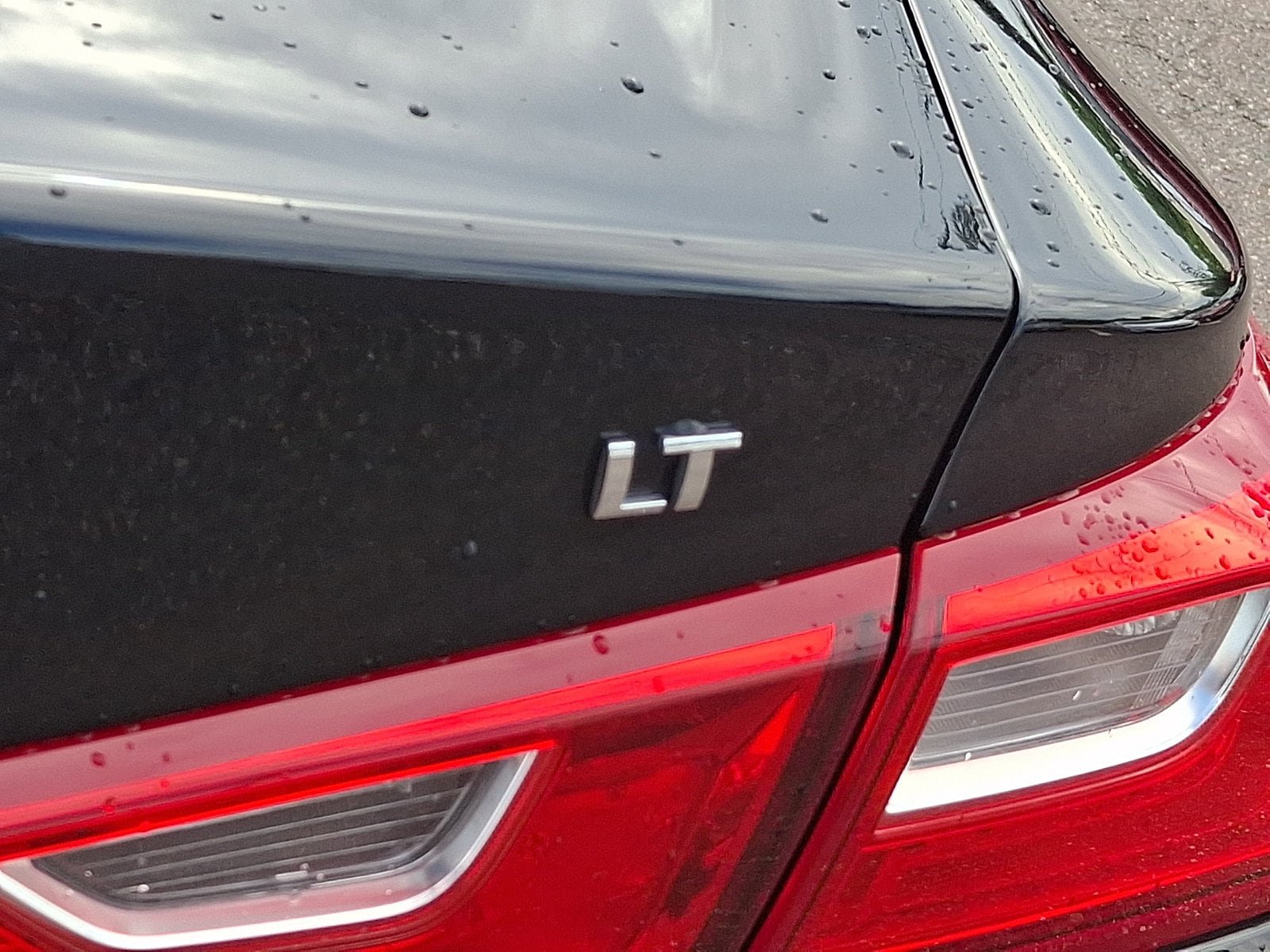 Used 2025 Chevrolet Malibu LT FWD image 31