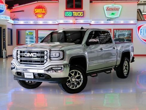 Used 2017 GMC Sierra 1500 SLT image 2