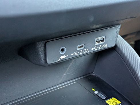 Certified 2025 Subaru Forester Limited w/ Popular Package #2 image 23