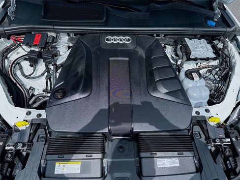 Certified 2025 Audi Q7 2.0T Premium w/ Convenience Plus Package image 33