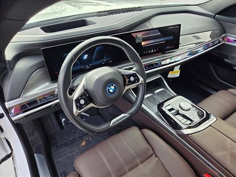 Certified 2024 BMW i7 xDrive60 AWD/4WD image 12