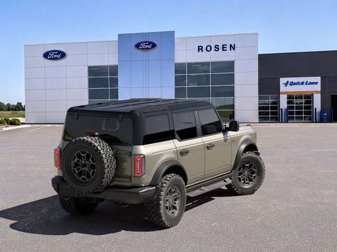 New 2026 Ford Bronco Badlands AWD/4WD image 3