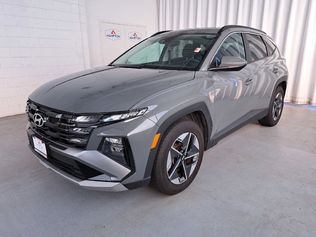 Used 2025 Hyundai Tucson SEL FWD image 2