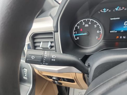 Used 2023 Ford F150 XLT image 31