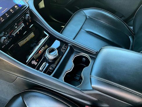 Used 2024 Jeep Grand Cherokee Limited 4xe image 18