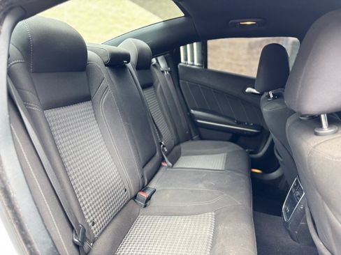 Used 2023 Dodge Charger SXT RWD image 19