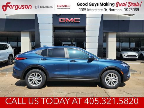 New 2026 Buick Envista Preferred w/ Convenience I Package FWD image 2