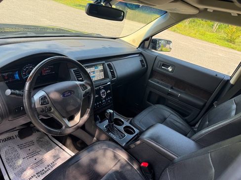 Used 2018 Ford Flex Limited w/ Equipment Group 301A AWD/4WD image 10