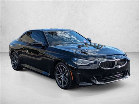 Certified 2023 BMW 230i Coupe w/ Convenience Package image 3
