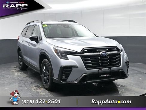 Used 2025 Subaru Ascent Bronze Edition image 2