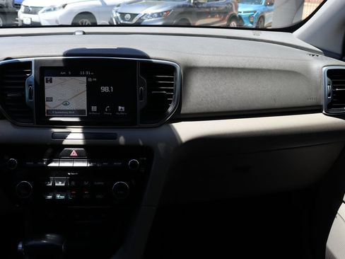 Used 2019 Kia Sportage EX w/ EX Technology Package FWD image 45
