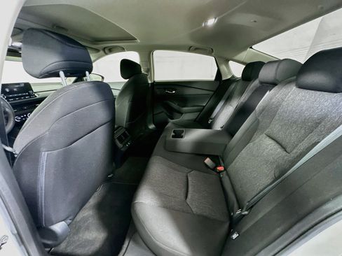 Used 2025 Honda Accord SE image 25