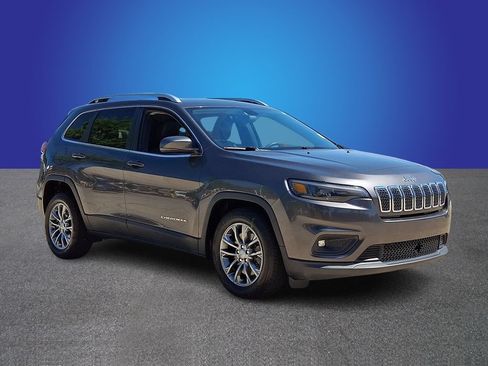 Used 2020 Jeep Cherokee Latitude Plus FWD image 3