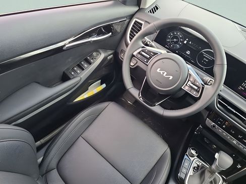 New 2026 Kia Seltos SX image 16