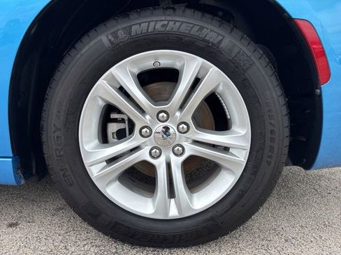 Used 2023 Dodge Charger SXT image 12