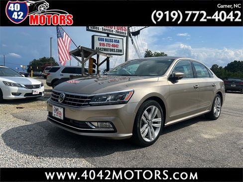 Used 2017 Volkswagen Passat 1.8T SEL Premium FWD image 1
