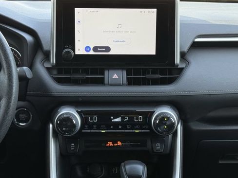 Used 2025 Toyota RAV4 XLE FWD image 17