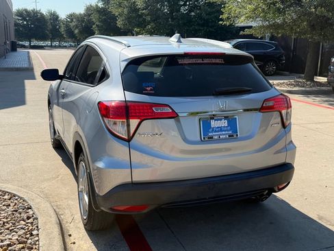 Certified 2020 Honda HR-V EX image 3