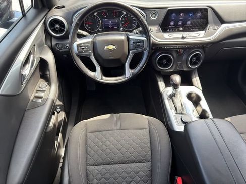 Used 2020 Chevrolet Blazer LT FWD image 16