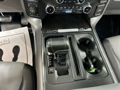 Used 2022 Ford F150 Lariat w/ Equipment Group 502A High AWD/4WD image 18