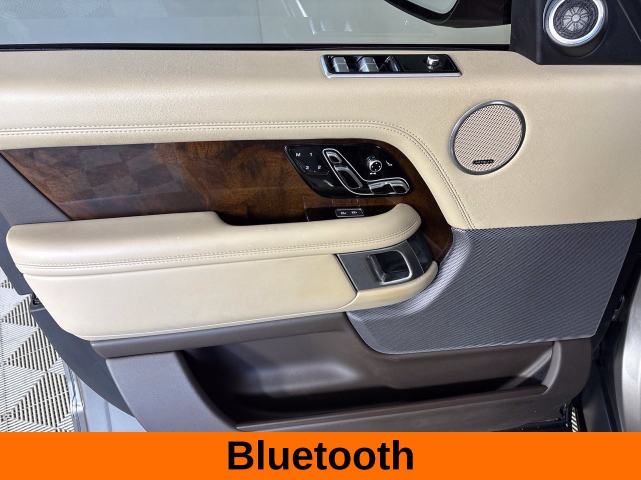 Used 2021 Land Rover Range Rover P525 Westminster Edition LWB AWD/4WD image 9