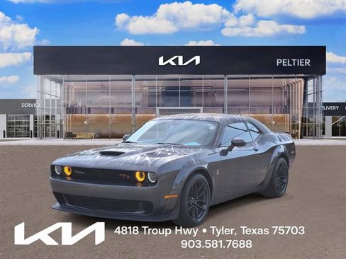 Used 2022 Dodge Challenger R/T Scat Pack RWD image 3