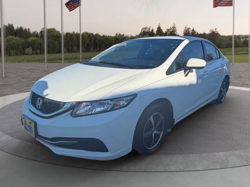 Used 2015 Honda Civic SE image 3