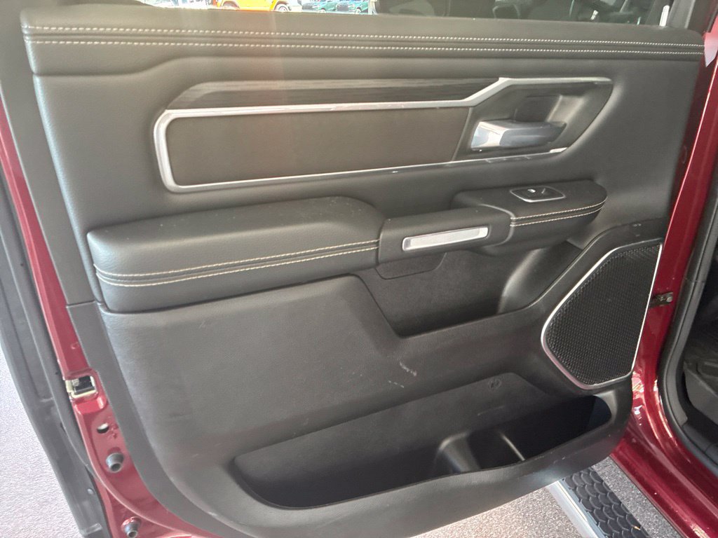 Used 2023 RAM 1500 Laramie AWD/4WD image 23